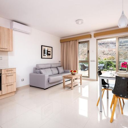 Apartamentos Las Palmeras 푸에르토 데 모간 외부 사진