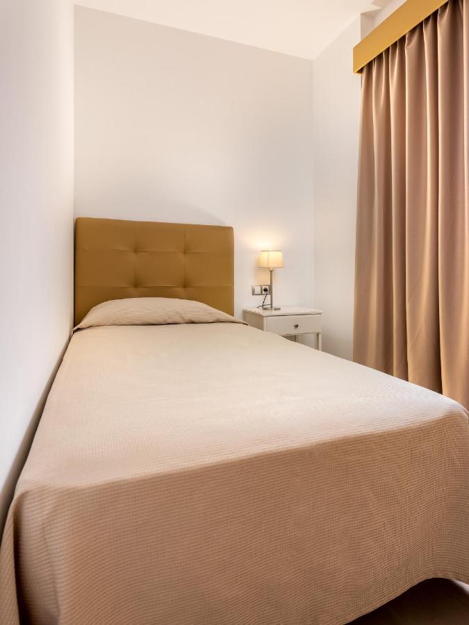Apartamentos Las Palmeras 푸에르토 데 모간 외부 사진