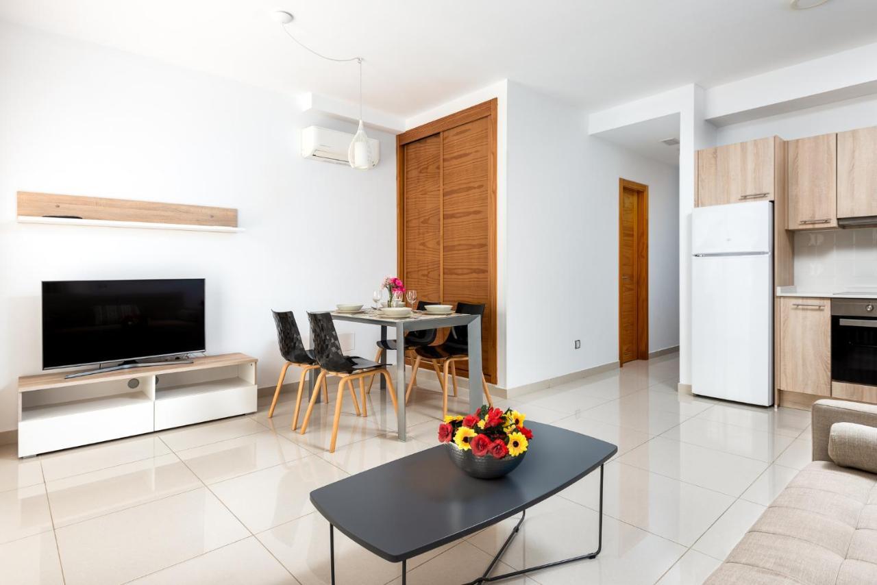 Apartamentos Las Palmeras 푸에르토 데 모간 외부 사진